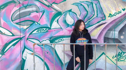 童話掉進(jìn)了刺桐城 泉州彩色集裝箱涂鴉墻，新晉打卡地的奇幻魅力